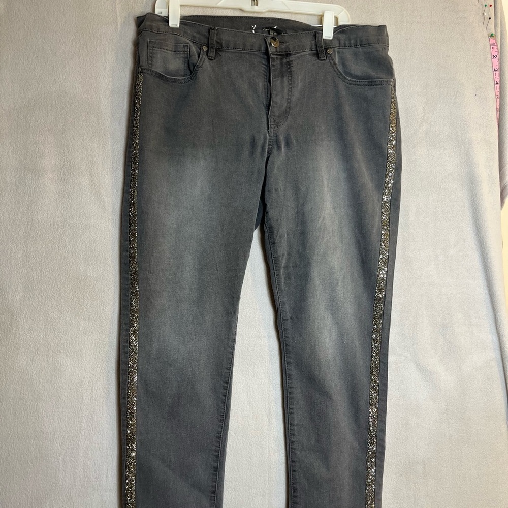 DG2 Tuxedo Sequined Stripe Stretch Gray Jeans, 16WP